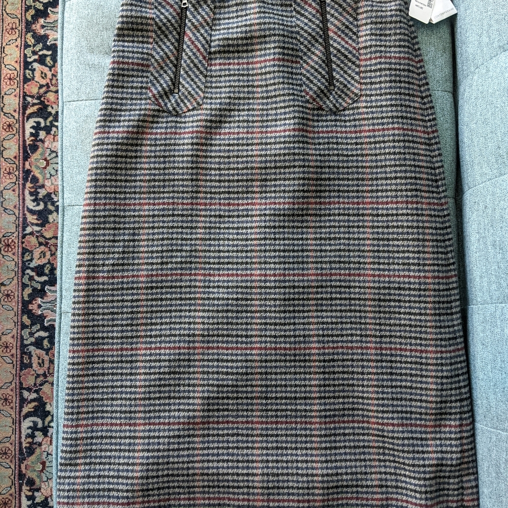 Zara below the knee wool skirt size 2